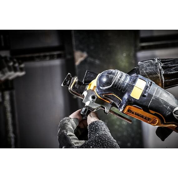 DeWalt DCS355N aku multifunkční oscilační bruska 18V, příslušenství, bez baterie