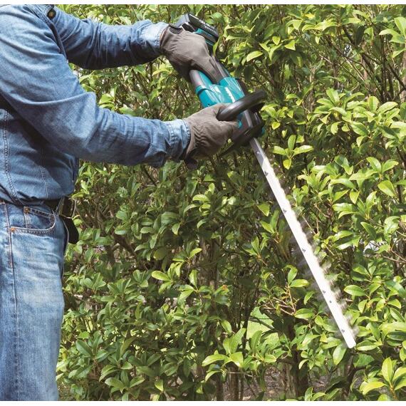 MAKITA DUH606Z aku plotostrih 18V bezuhlíkový, 600mm, AVS systém, strih 20mm, bez baterie