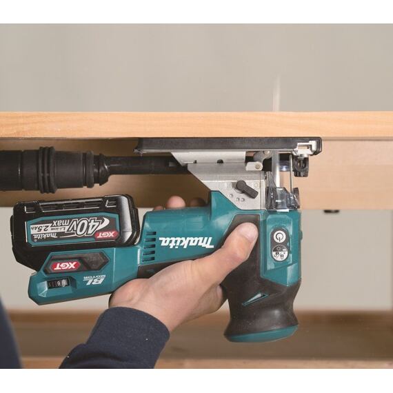 MAKITA JV001GZ aku bezuhlíková priamočiara píla 40V XGT, 800-3500 ot./min., bez batérie