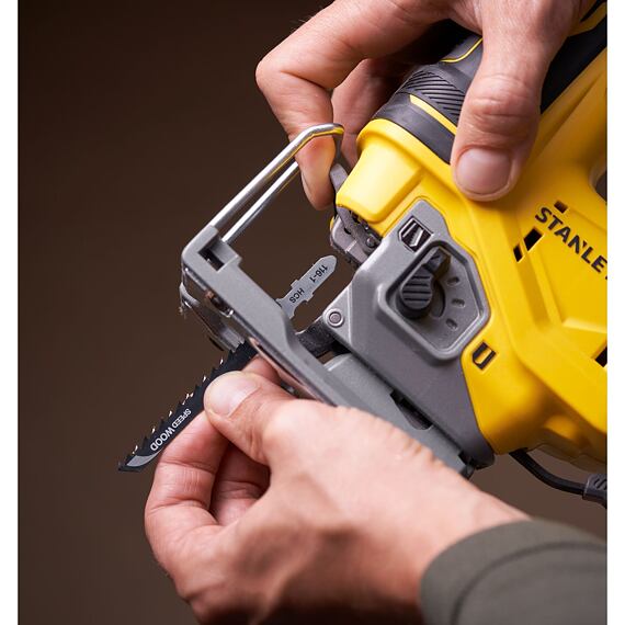 STANLEY SFMCS650B aku přímočará pila FATMAX V20, 18V, bezuhlíková, bez baterie