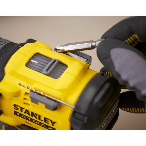 STANLEY SFMCD726D2K aku bezuhlíková vrtačka s příklepem 18V/2*2Ah, 80Nm, 0-500/2000 ot./min 80Nm