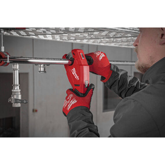 MILWAUKEE M12 PCSS-202C aku řezačka nerezových trubek 12V/2*M12 B2, pro průměr 12 - 28mm