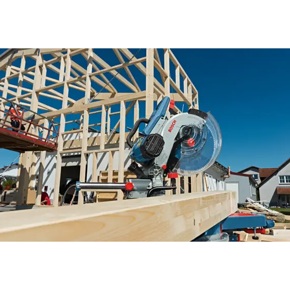 BOSCH GCM 12 SDE pokosová pila se zákluzem, 305mm, řez až 85*370mm