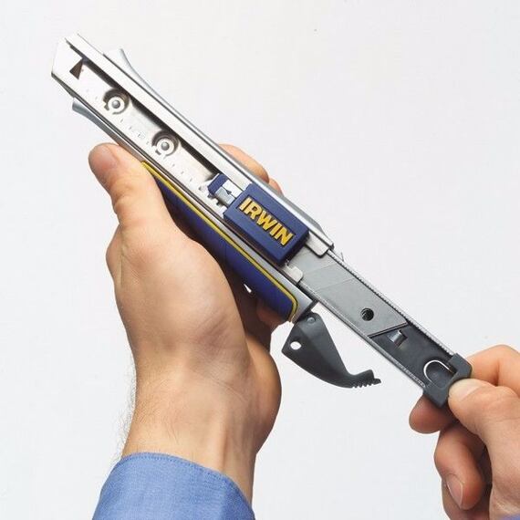 IRWIN nůž ulamovací ProTouch 18mm šroub 10507106