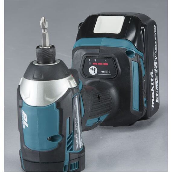 MAKITA DTD154Z aku rázový utahovák 18V, 1/4", 175Nm, 3 rychlosti + TEX, 18V bez baterie
