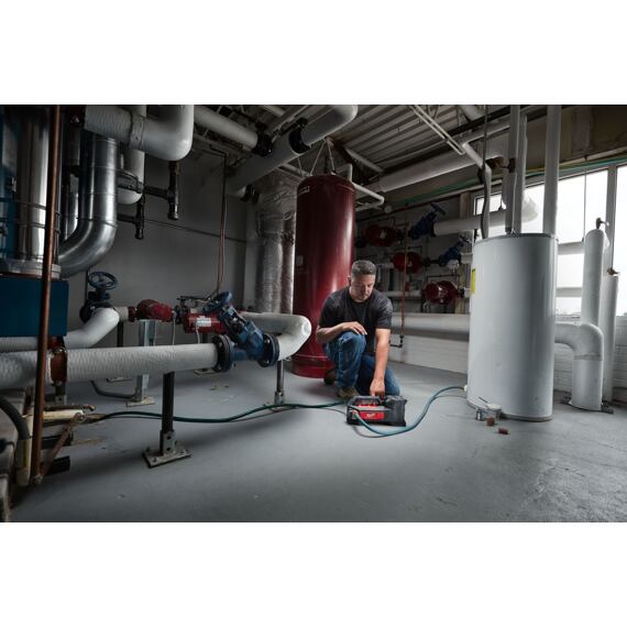 MILWAUKEE M18 BTP-0 aku přečerpávací pumpa 18V, výtlak 23m, 30 l/min, čistá voda