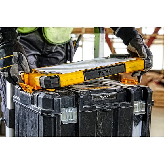 DeWalt DWST82732-1 TSTAK clipboard, písacia podložka s vnútorným úložným priestorom, LED lampa