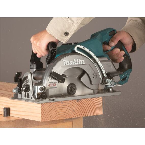 MAKITA RS001GZ aku okružná píla 40V XGT, prerez 65mm, kotúč 185*30mm, bez batérie