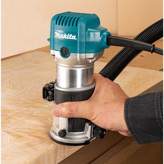 MAKITA RT0702CX2J frézka kombinovaná s príslušenstvom 710W, 6/8mm, systainer MAKPAC
