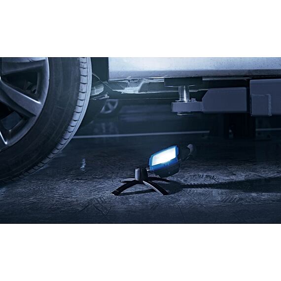 NAREX RL 3000 MAX aku reflektor so stojančekom SMD LED, max. 3000lm, 7,4V/4,4Ah Li-Ion, 65406064