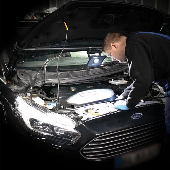 SCANGRIP NOVA BONNET svítilna NOVA R s držákem BONNET 1,2-1,7m a posuvnou redukcí, 2000lm, 5457