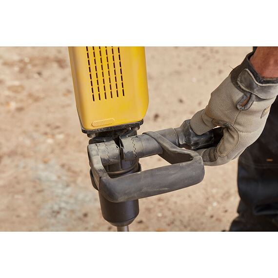 STANLEY SFMEH230K bourací kladivo SDS MAX, 1600W, 15J, kufr