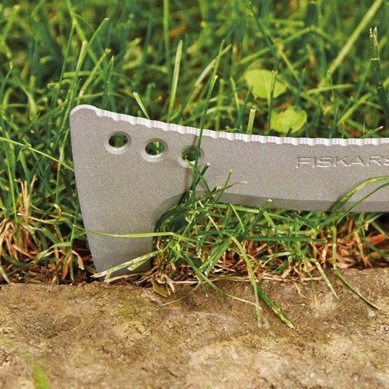 FISKARS 1051232 mačeta s pílkou SOLID malá 42cm