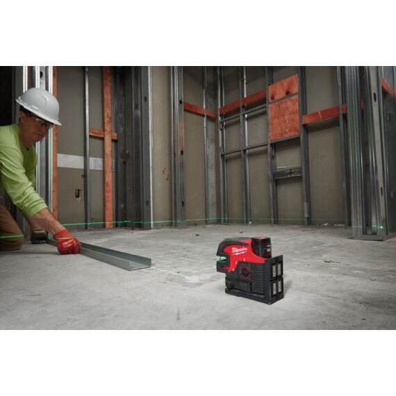 MILWAUKEE M12 CLL4P-0C křížový liniová laser ZELENÝ, samonivelace, 38m/100m s detektorem, 4933479202