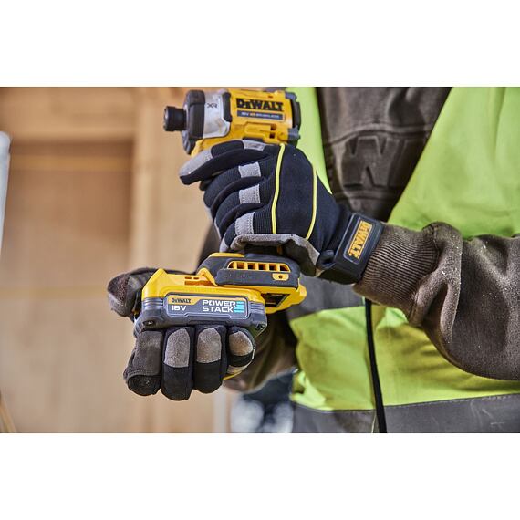 DeWalt DCF860NT aku rázový uťahovák 18V, 1/4", 282Nm bez batérie, kufrík