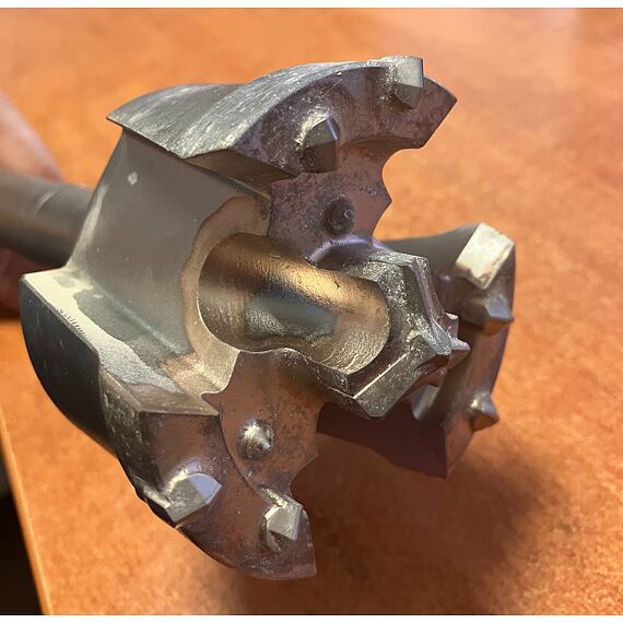 MILWAUKEE 4932492060 (použitý) vrták 80*550mm tunelový SDS-Max, 3-břitý, železobeton