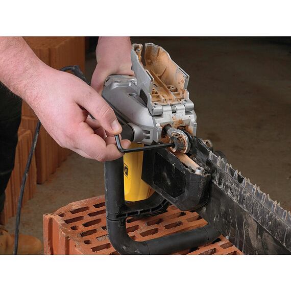 DeWalt DWE398 píla Alligator 1700W, 430mm, na rezanie Porotonu/Porothermu triedy 20