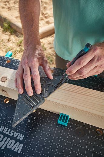WOLFCRAFT uholník 3D VARIO nastaviteľný pre tesárov a stolárov, 5209000
