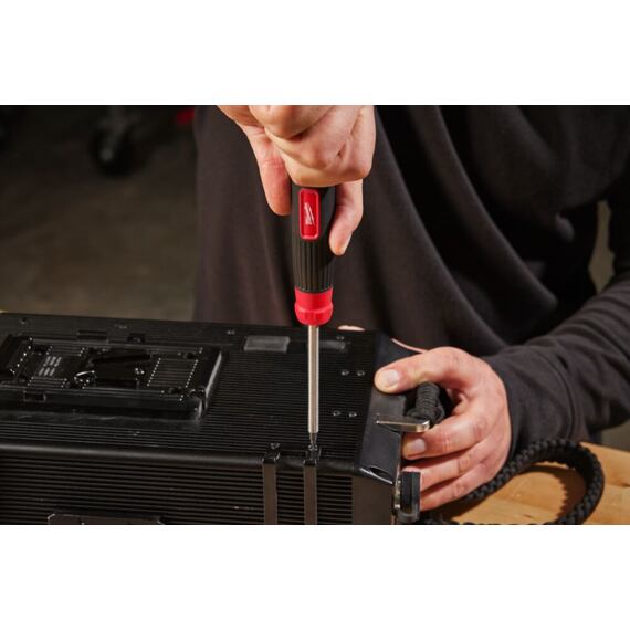MILWAUKEE 4932498176 multibitový šroubovák 27v1
