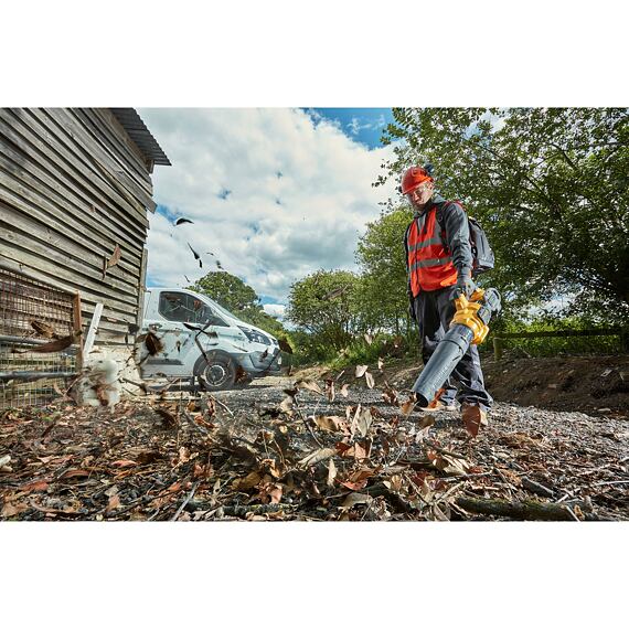 DeWALT DCMBA572N aku fukar 200km/h, 54V XR FlexVolt, bez baterie
