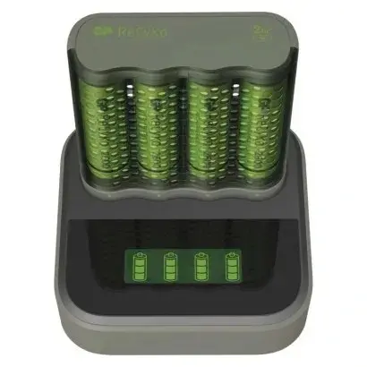 GP nabíječka M451 ReCyko 2700 D451 USB Nabíječka + 4x AA 2600mAh