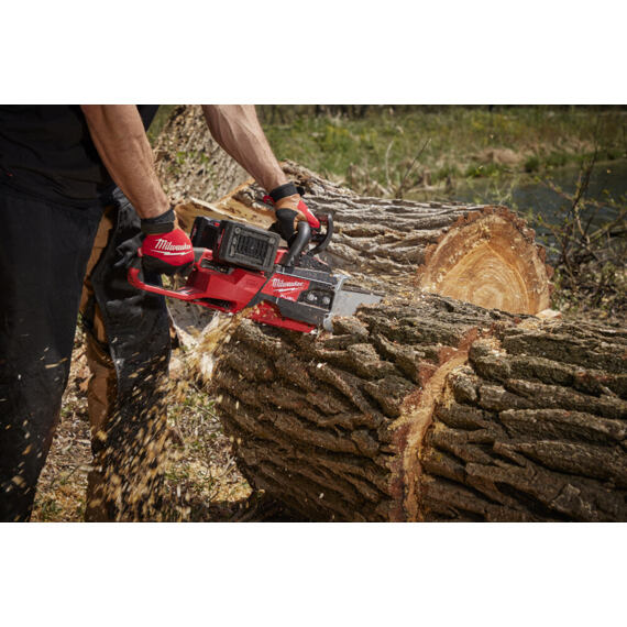 MILWAUKEE M18 F2CHS50-0 aku řetězová pila 2*18V, lišta 50cm, výkon cca 5,8HP, bez baterie