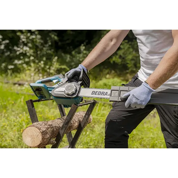 DEDRA aku řetězová pila 2*18V, 450mm, řetěz 3/8" 62z, bez baterie, DED7184VA