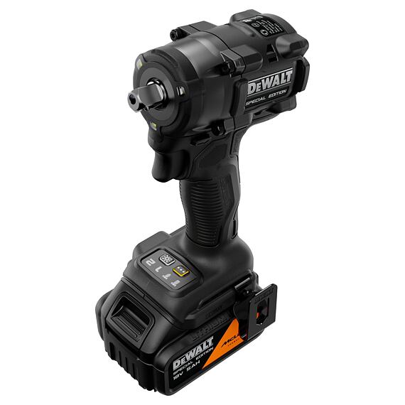 DeWalt DCF92MP2T aku rázový utahovák 18V/2*5Ah, 1/2", 610Nm, edice McLaren F1