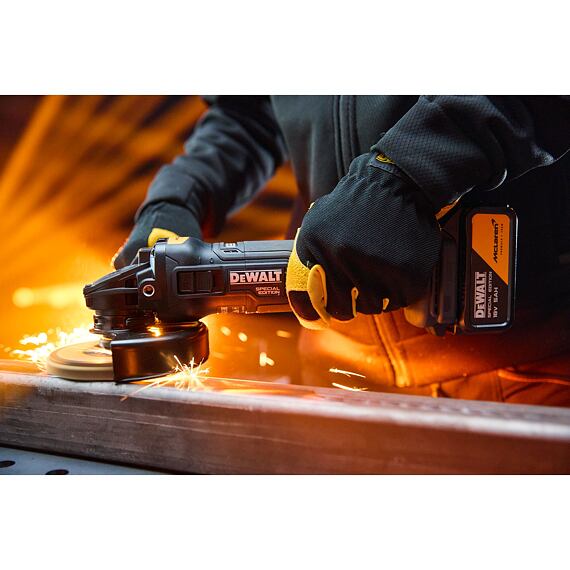 DeWalt DCG45MP2T aku bezuhlíková úhlová bruska 125mm, 18V/2*5Ah, kufr, edice McLaren F1