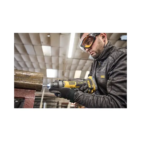 DeWalt DCG420N aku přímá bezuhlíková bruska 18V XR, 10000-24500 ot/min., bez baterie