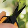 FISKARS 1063321 nůžky na rostliny zastřihávací