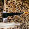 FISKARS 1069108 sekera štípací X-SERIE X32 L, hmotnost 2400g, délka 81,5cm