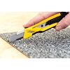 STANLEY STHT10266-0 ulamovací nůž 18mm, PH, pogumovaný s tlačítkem, 3ks čepelí